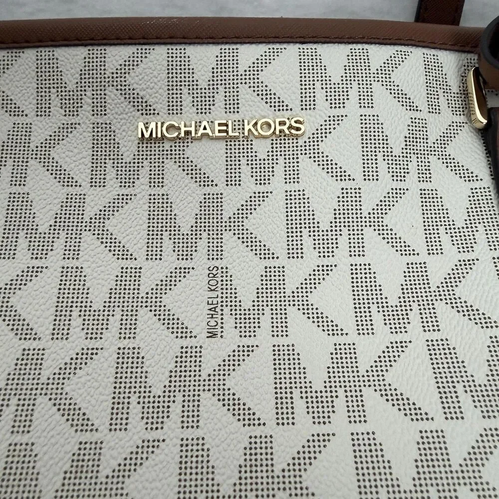Michael Kors Tote Bag Womens Large Beige Logo Canvas Leather Trim Zip Gold Charm